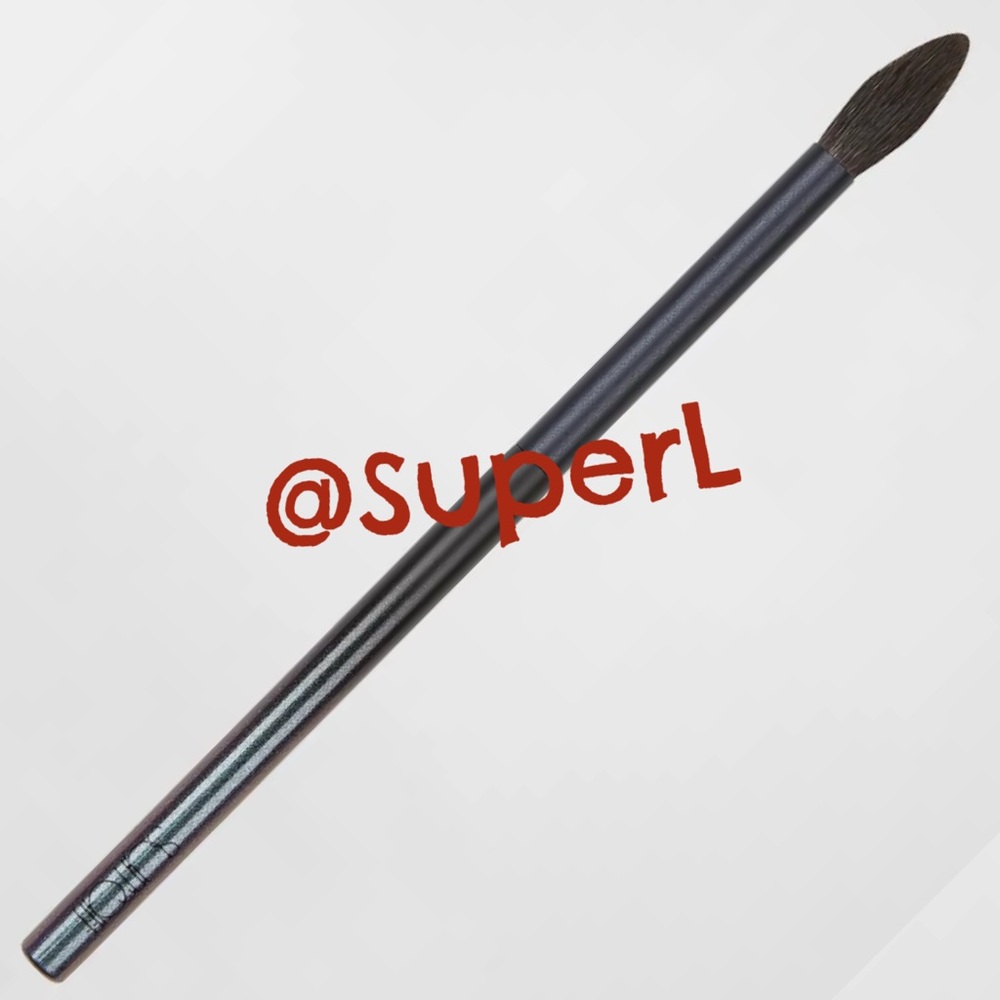 NEW Surratt Artistique Smoky Eye Brush Petite Eyeshadow Eye Shadow Natural Hair